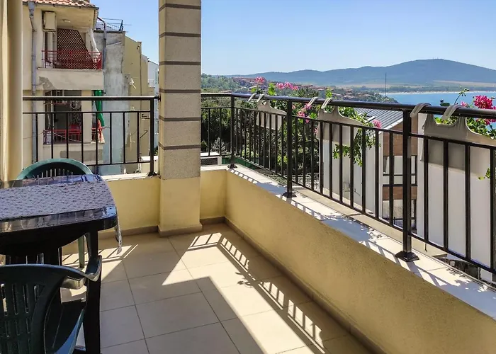 Apartament Black Sea View *